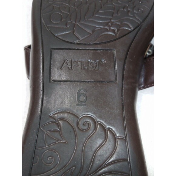 APT.9 Women's brown Thong Toe Summer  Sandals Flip Flops SIZE 6 pre-owned - Picture 7 of 7